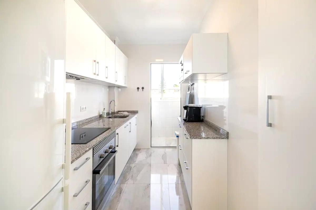 Апартаменты Penthouse Bellavista With Sea Views Торевьиа Экстерьер фото