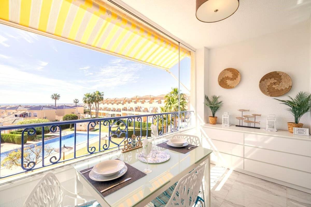 Апартаменты Penthouse Bellavista With Sea Views Торевьиа Экстерьер фото