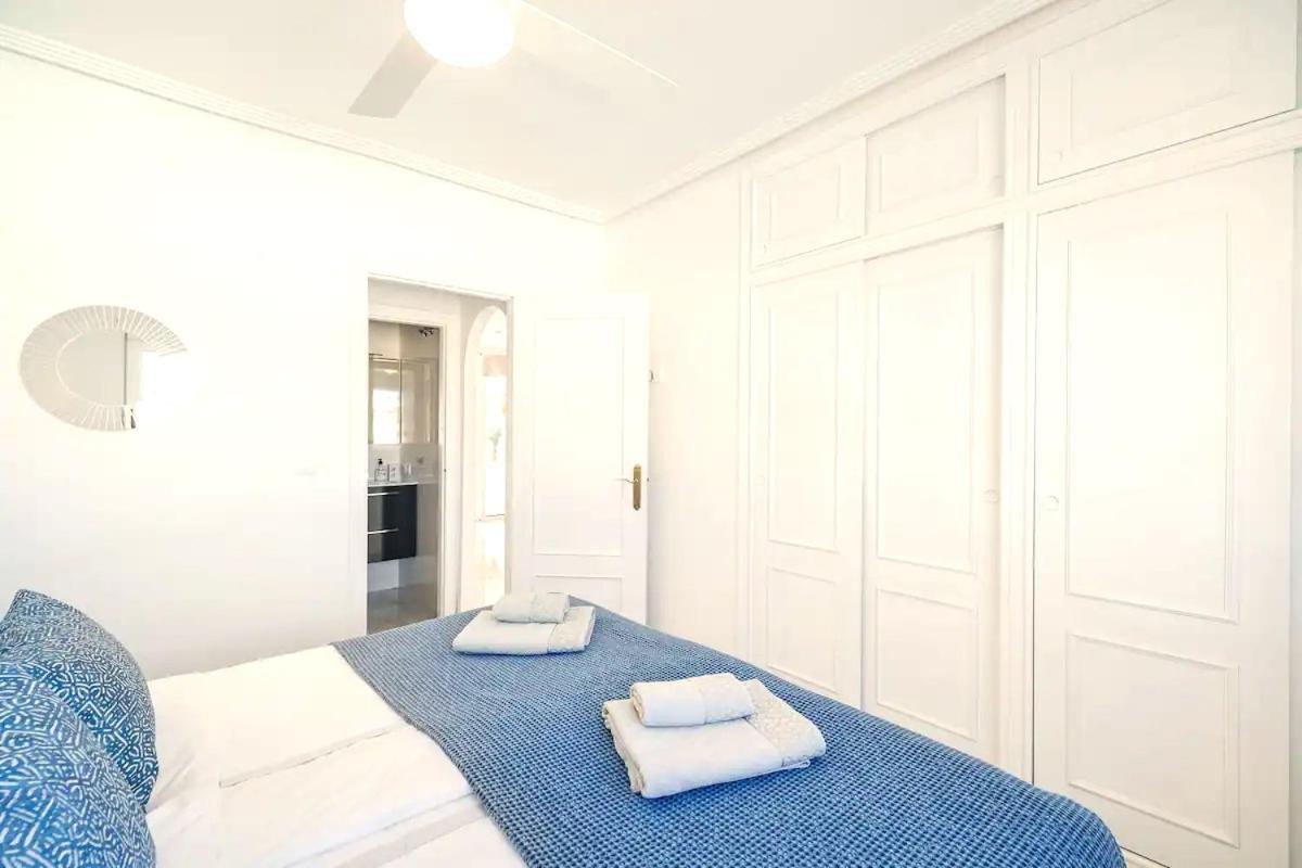 Апартаменты Penthouse Bellavista With Sea Views Торевьиа Экстерьер фото