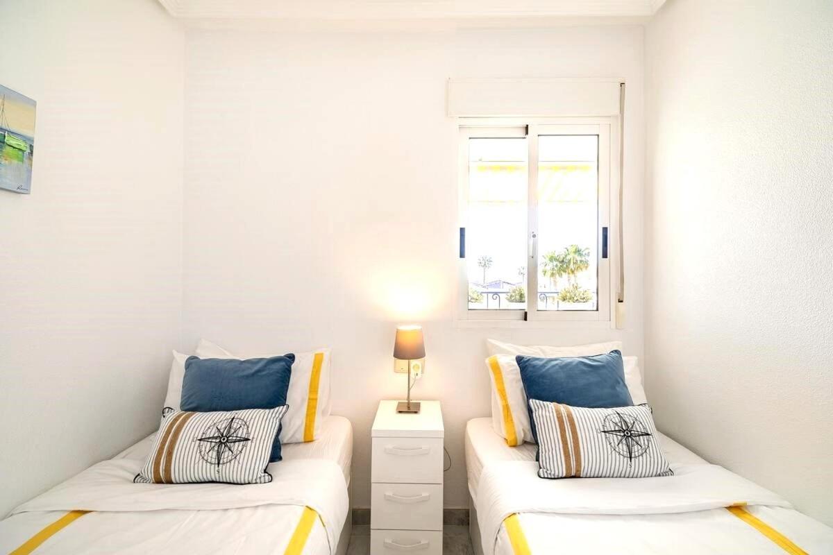 Апартаменты Penthouse Bellavista With Sea Views Торевьиа Экстерьер фото