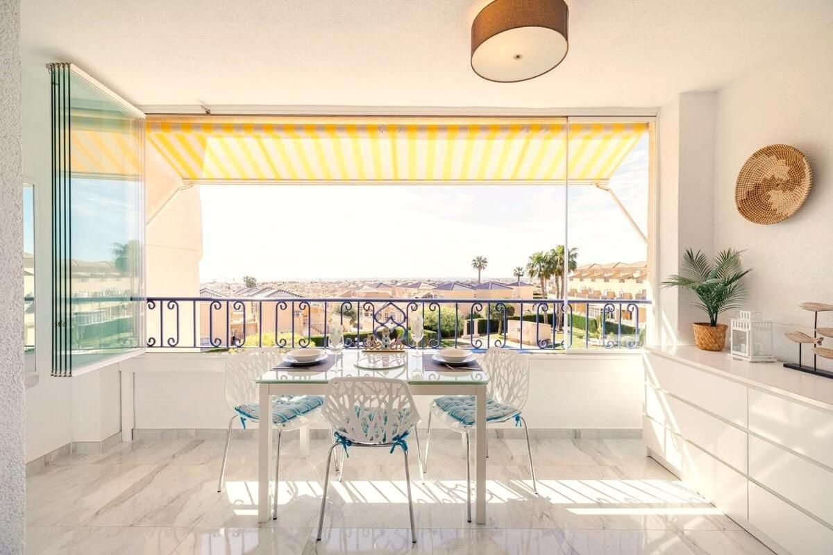 Апартаменты Penthouse Bellavista With Sea Views Торевьиа Экстерьер фото
